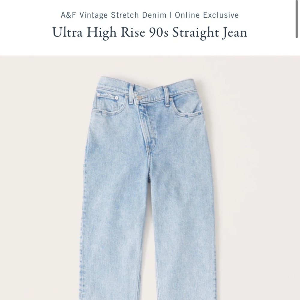 Abercrombie and Fitch Ultra High Rose 90s Straight Jean in Light Wash
